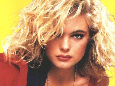 Erika Eleniak